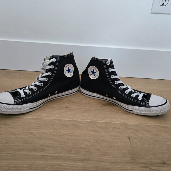 Converse Chuck High Top, Black, Size 10 Men's, 12 Women's, Like new condition - Picture 6 of 9